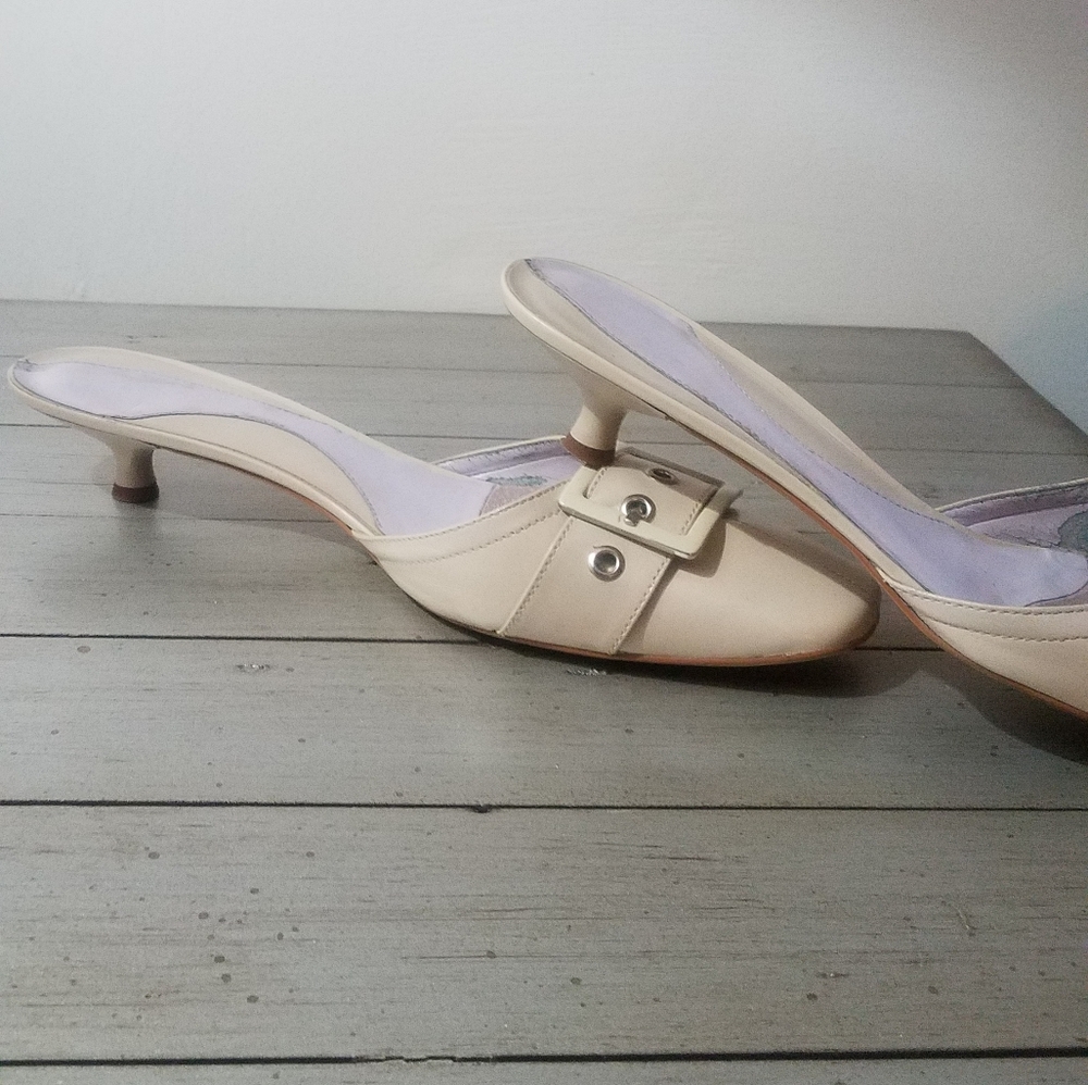 Women shoes